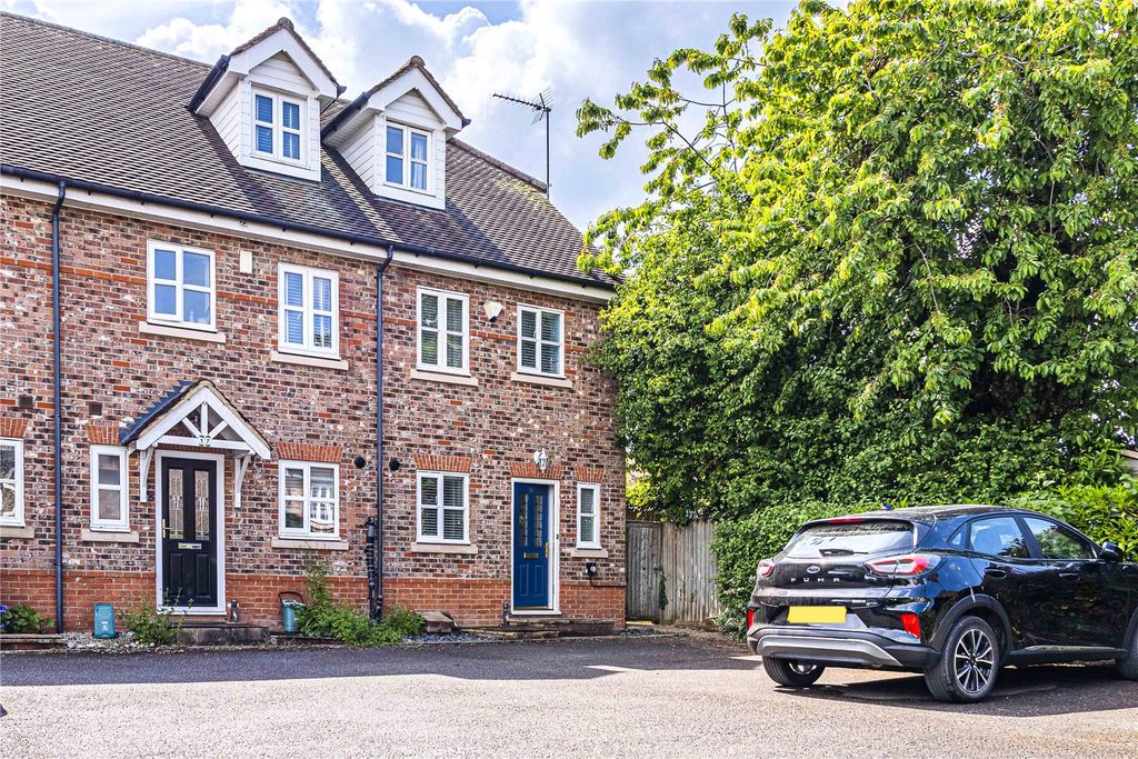 Property photo 1 of 18 Picture No. 05