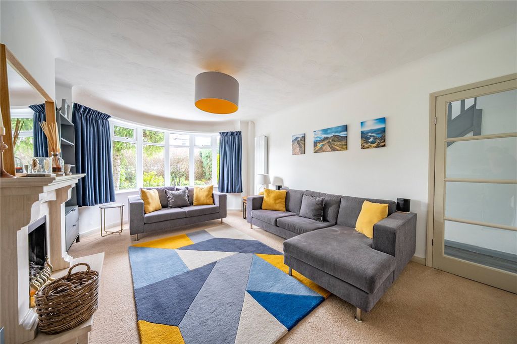 Property photo 2 of 21 Picture No. 16