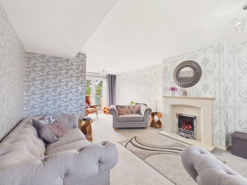 Property photo 2 of 28 5593963