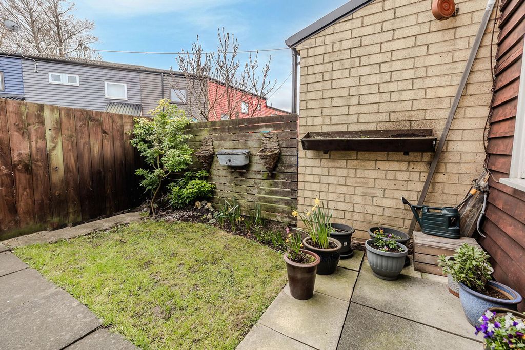 Property photo 2 of 26 Rear Garden