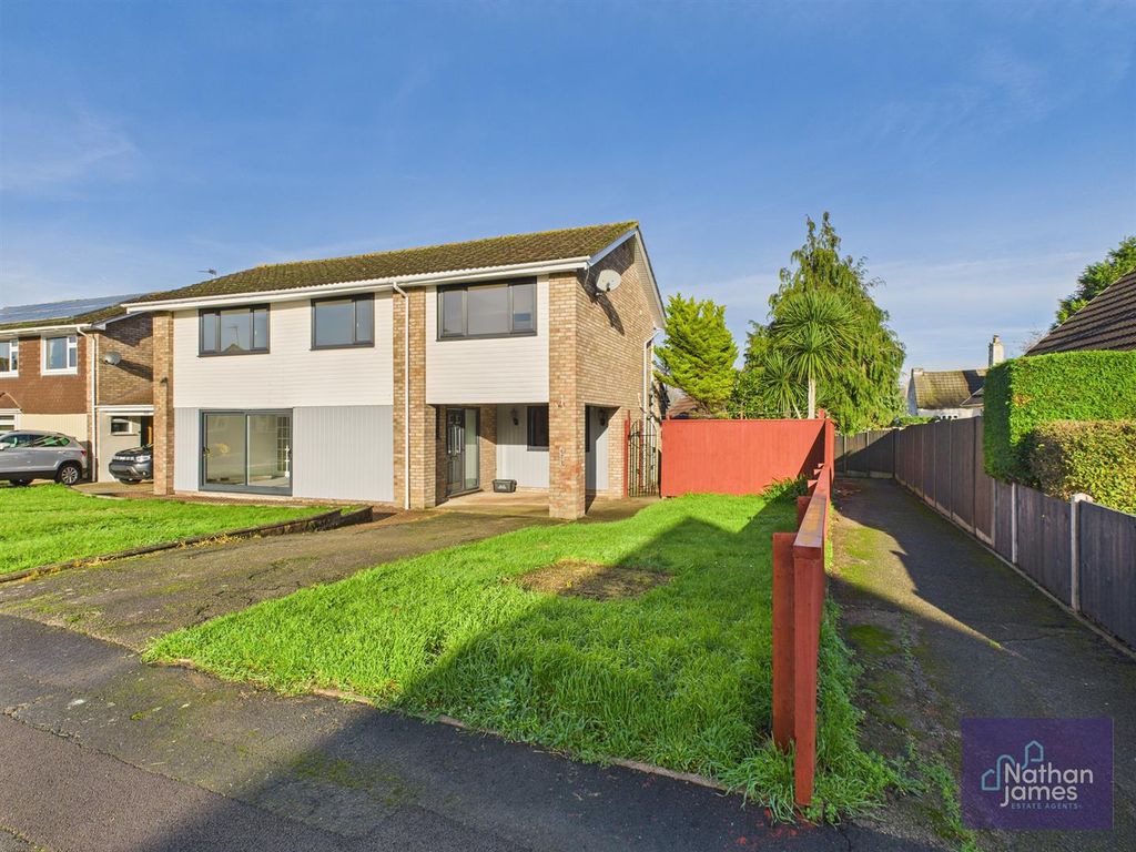 Property photo 1 of 19 Front