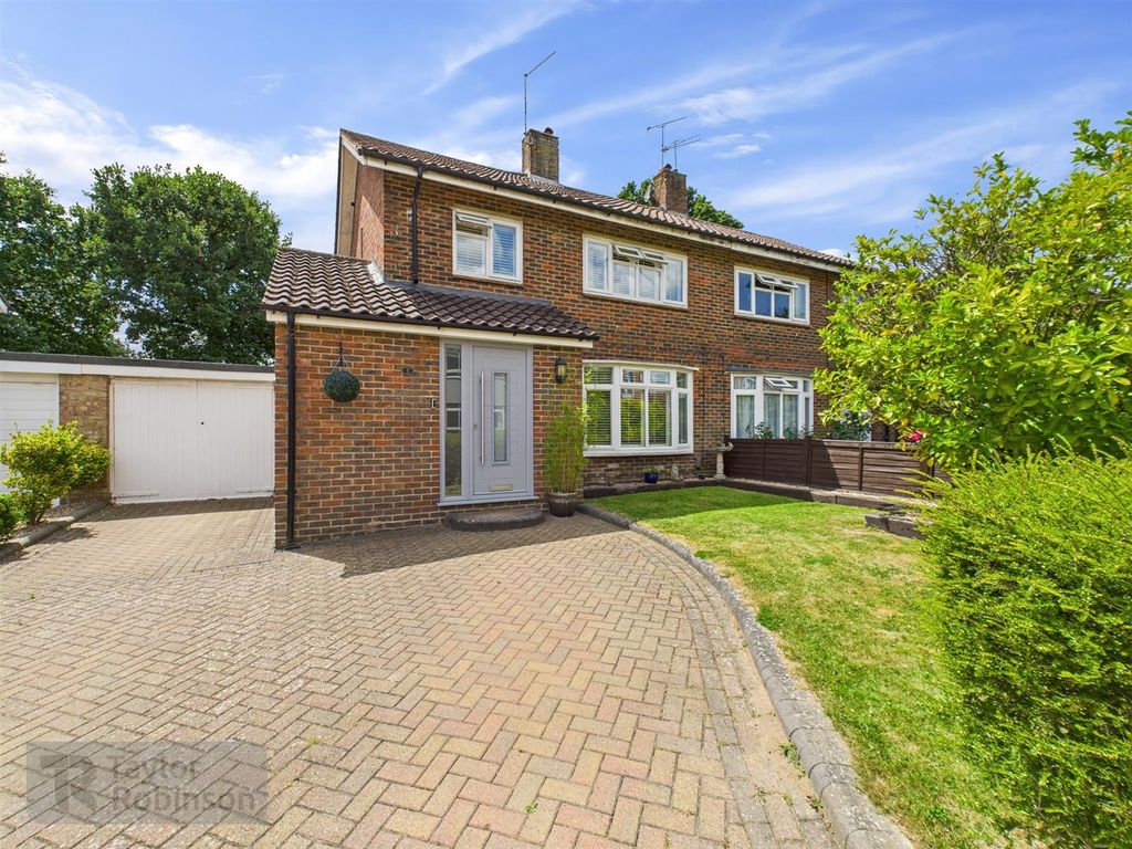 Property photo 1 of 19 Cam02600G0-Pr0499-Still023.Jpg