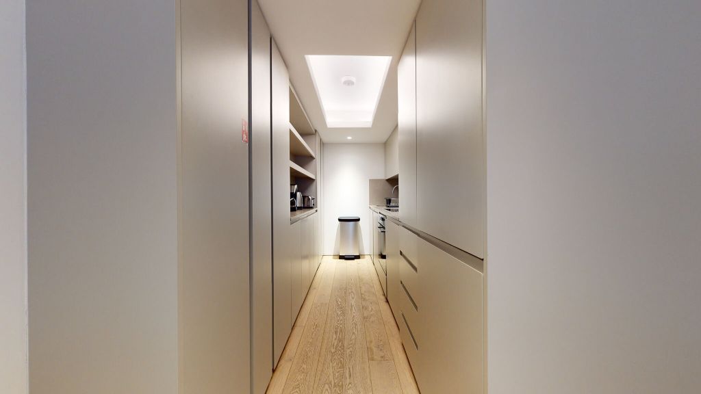 Property photo 2 of 24 Kitchen