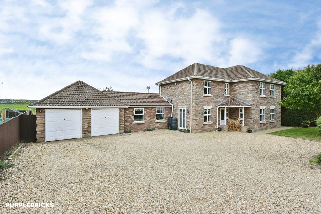 Property photo 1 of 37