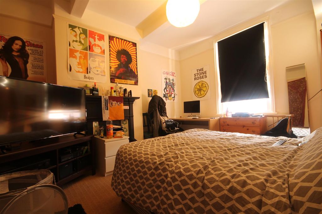 Property photo 3 of 8 3.Jpg