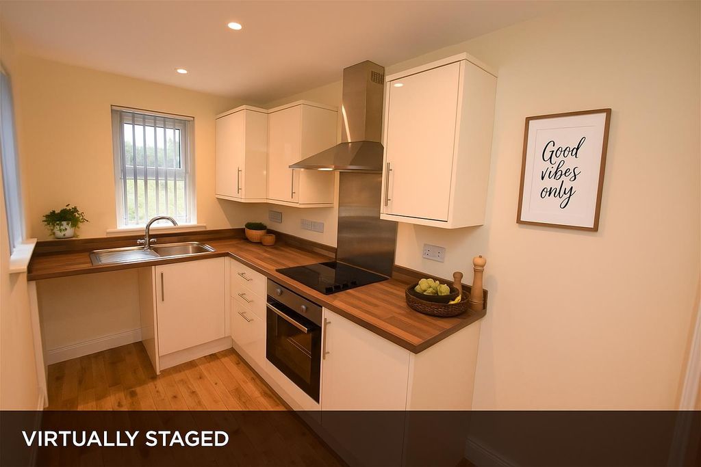 Property photo 2 of 6 14 Mount Street Kitchen 1.Png