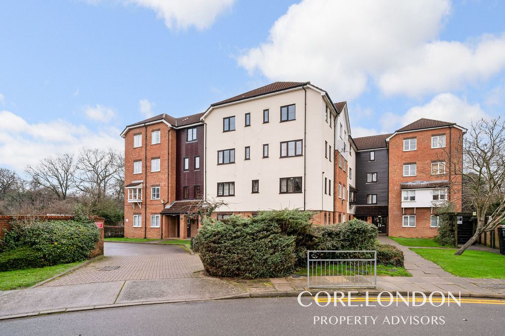 Property photo 1 of 6