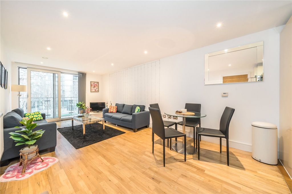 Property photo 2 of 8 Picture No. 19