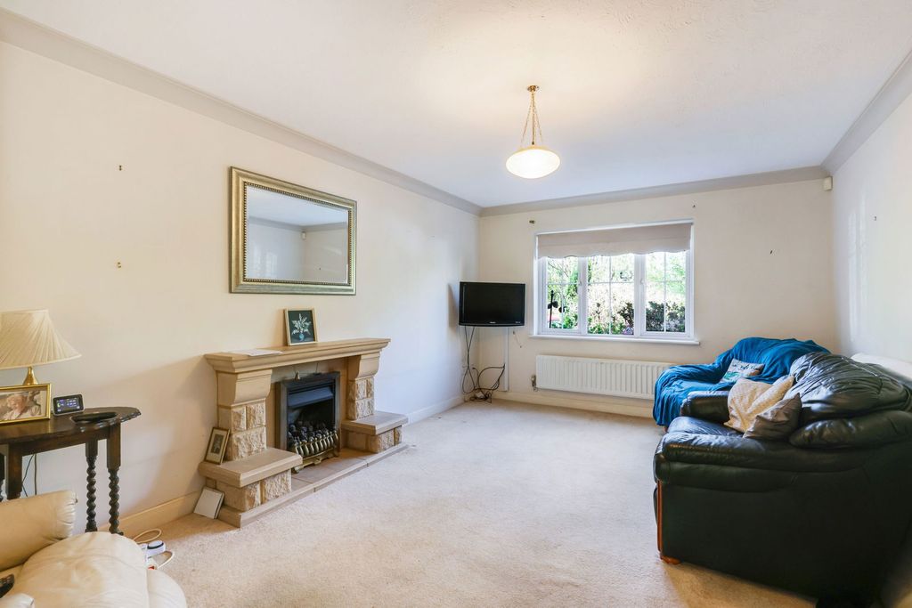 Property photo 3 of 15