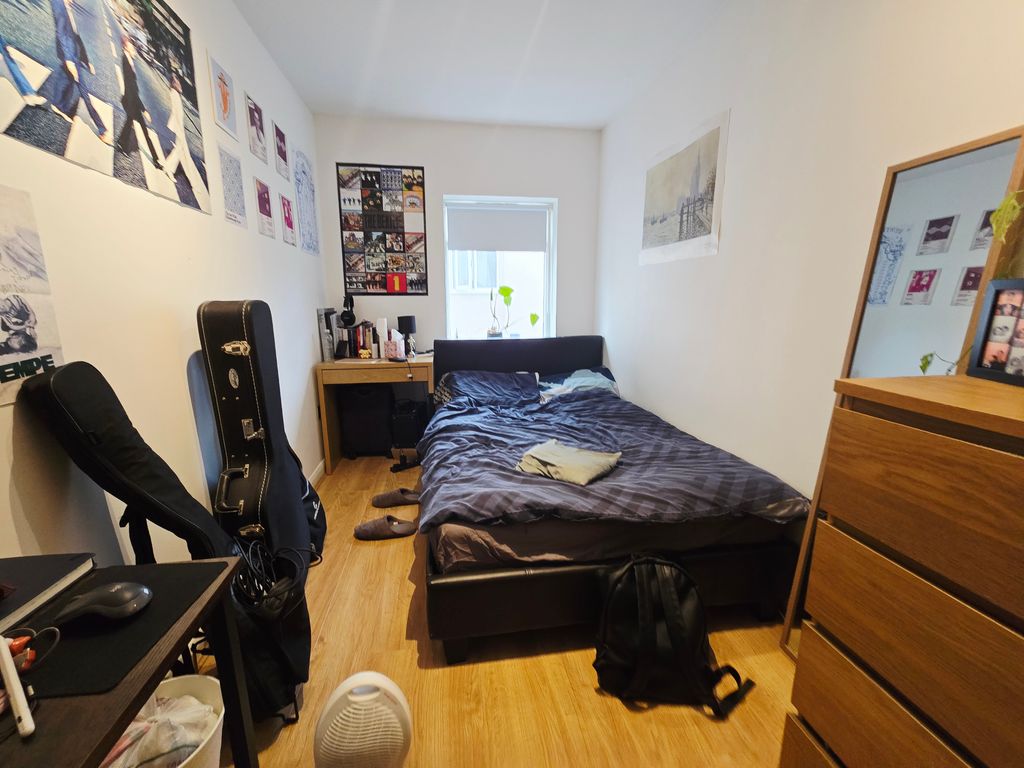 Property photo 3 of 5