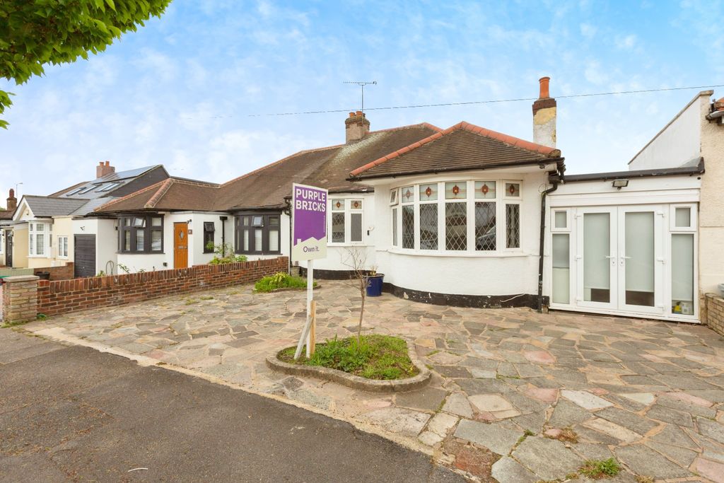Property photo 3 of 15