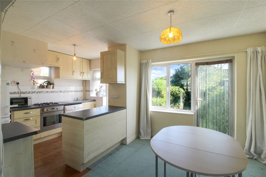 Property photo 3 of 14 Picture No. 10