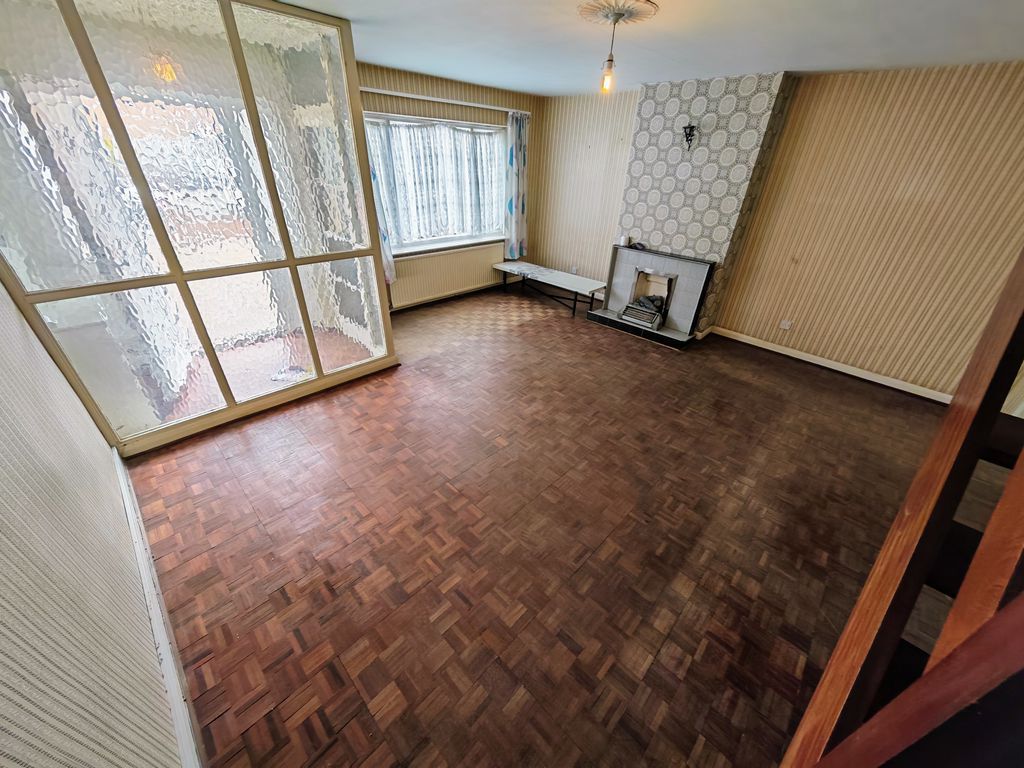 Property photo 3 of 13 Photo 11