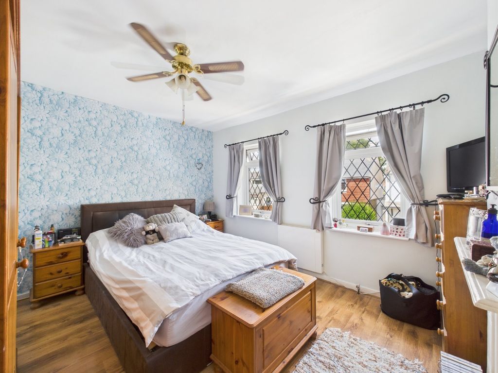 Property photo 3 of 13 Picture No. 11