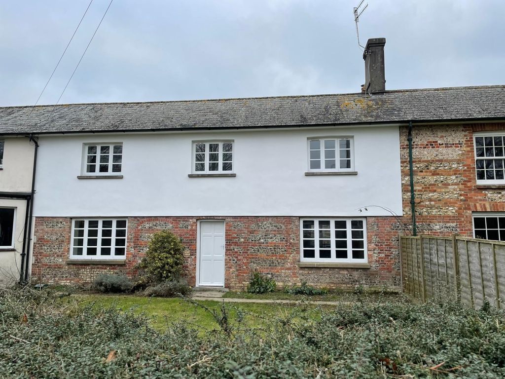 Property photo 1 of 12 Main Front