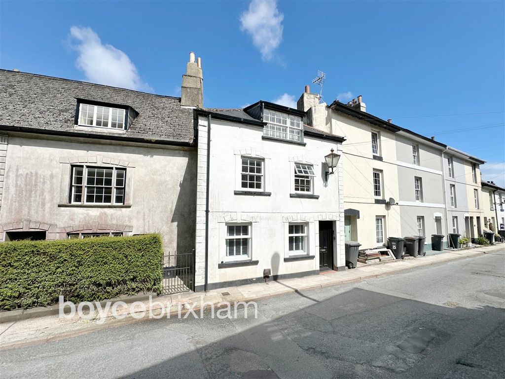 Property photo 1 of 26 Front Watermark.Jpg