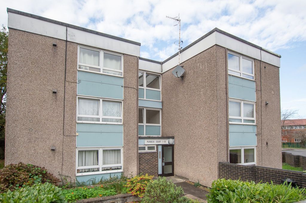 Property photo 1 of 6 External