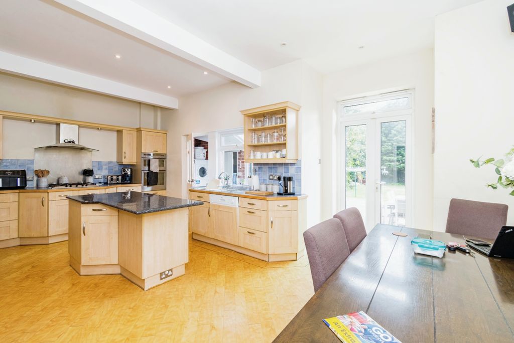 Property photo 2 of 15 Photography