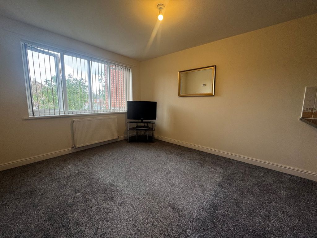 Property photo 2 of 8 Picture No. 04