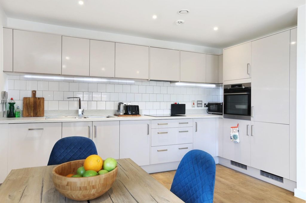 Property photo 2 of 20 Ach_9151.Jpg