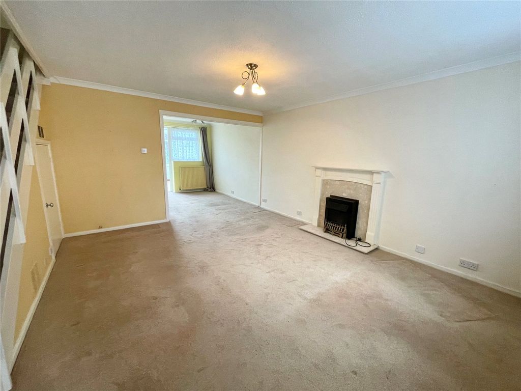 Property photo 2 of 11 Picture No. 29