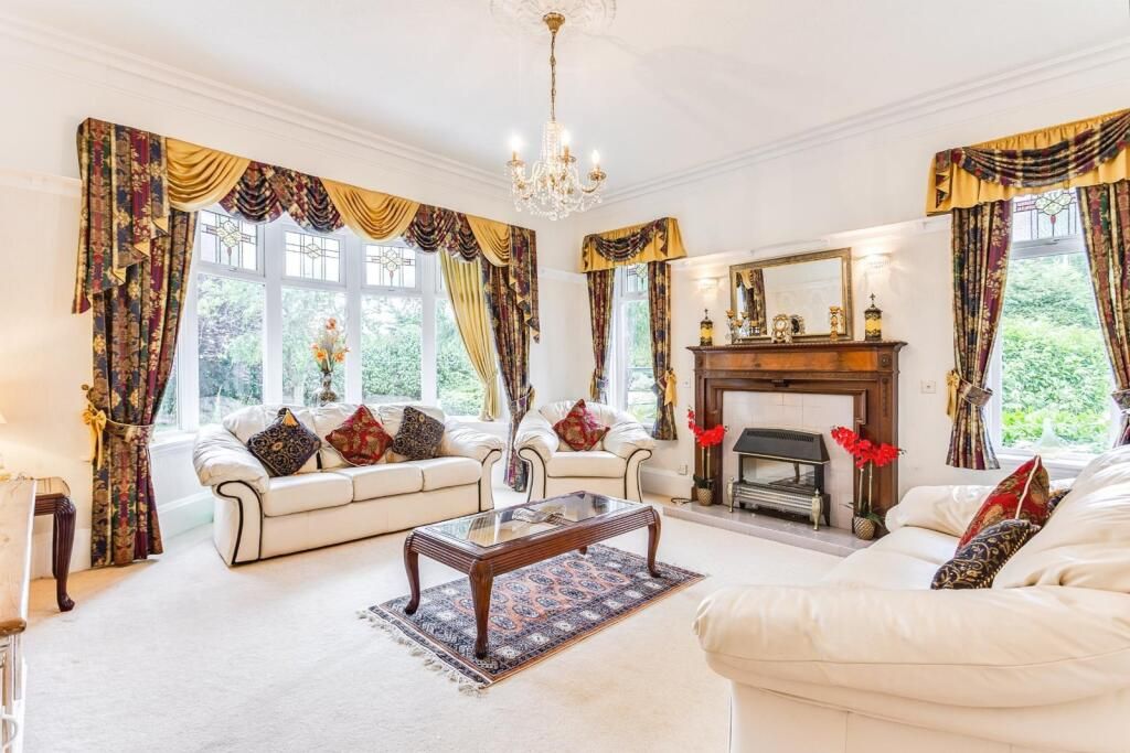 Property photo 3 of 25