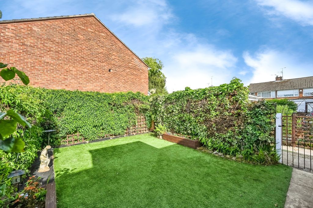 Property photo 3 of 17 Photo