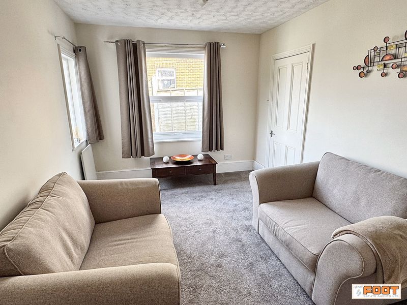 Property photo 2 of 14 Photo 11