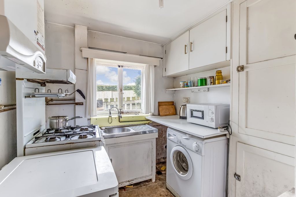 Property photo 2 of 12 Picture 2