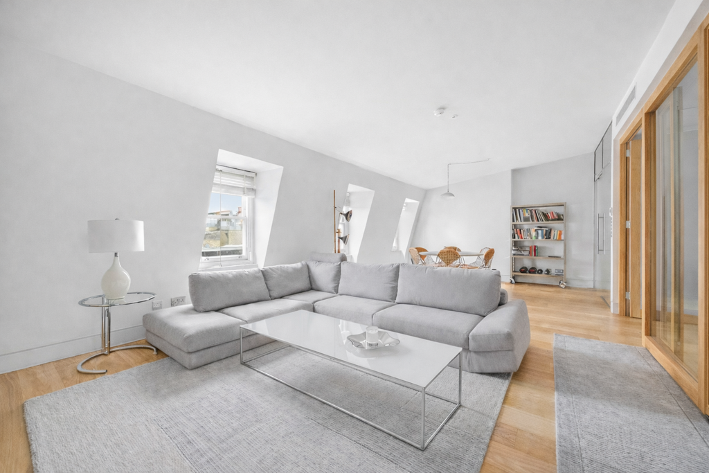 Property photo 1 of 14 Living Room