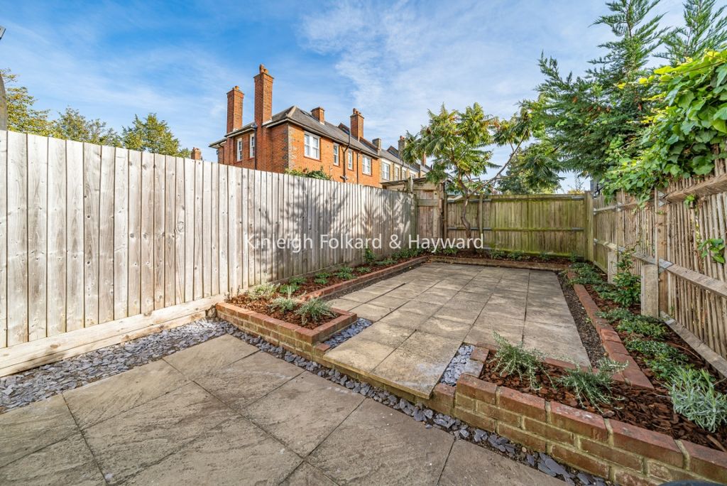 Property photo 2 of 7 E17Eb880-8Df1-4485-B