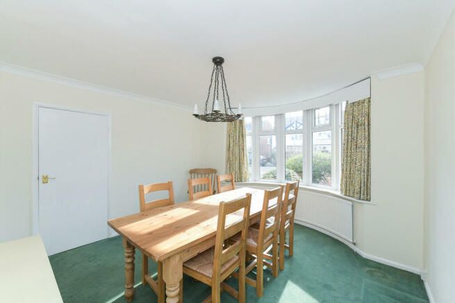 Property photo 2 of 13 4