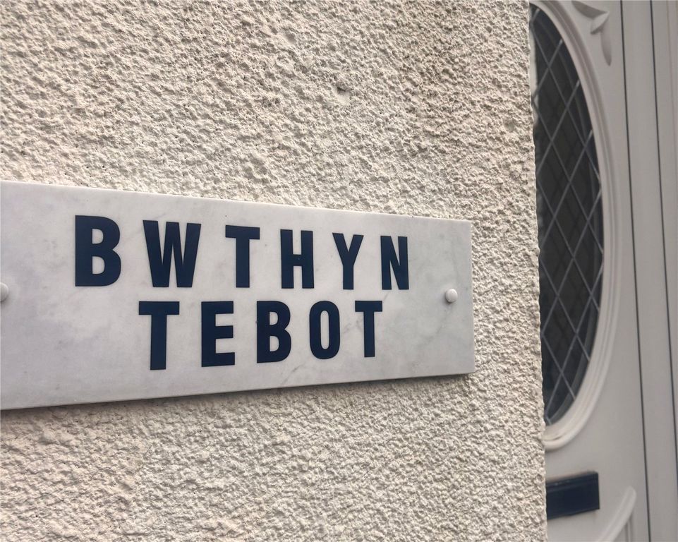 Property photo 3 of 26 Picture No. 10