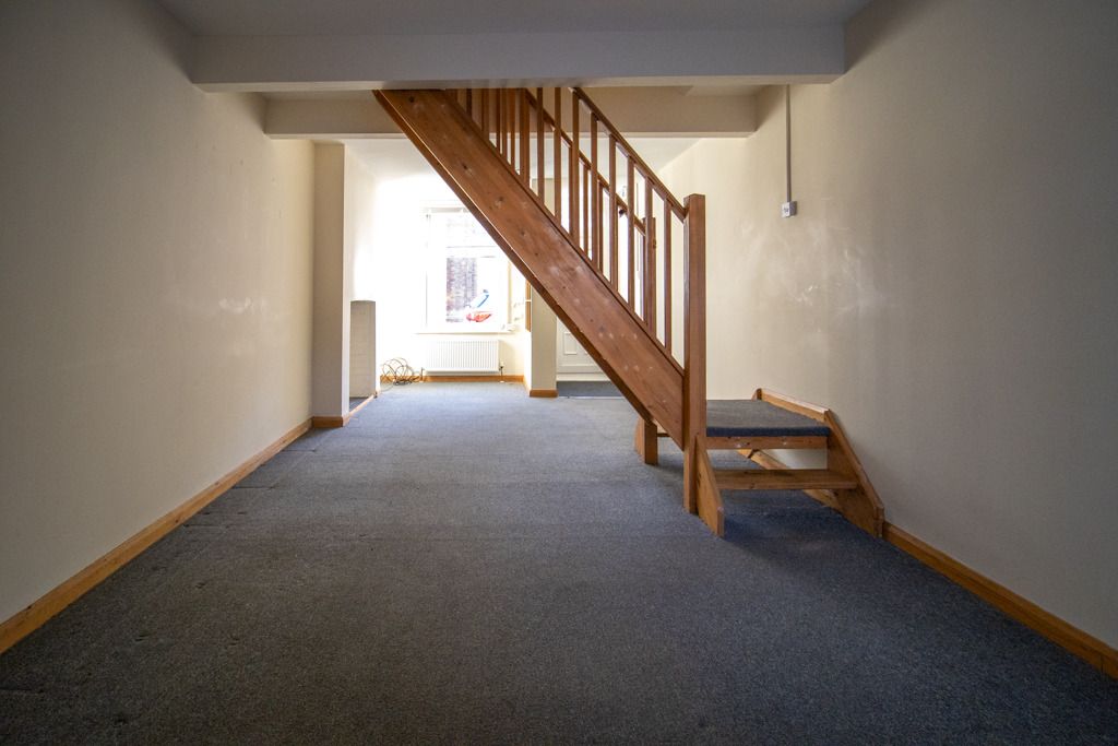 Property photo 2 of 11 4727953