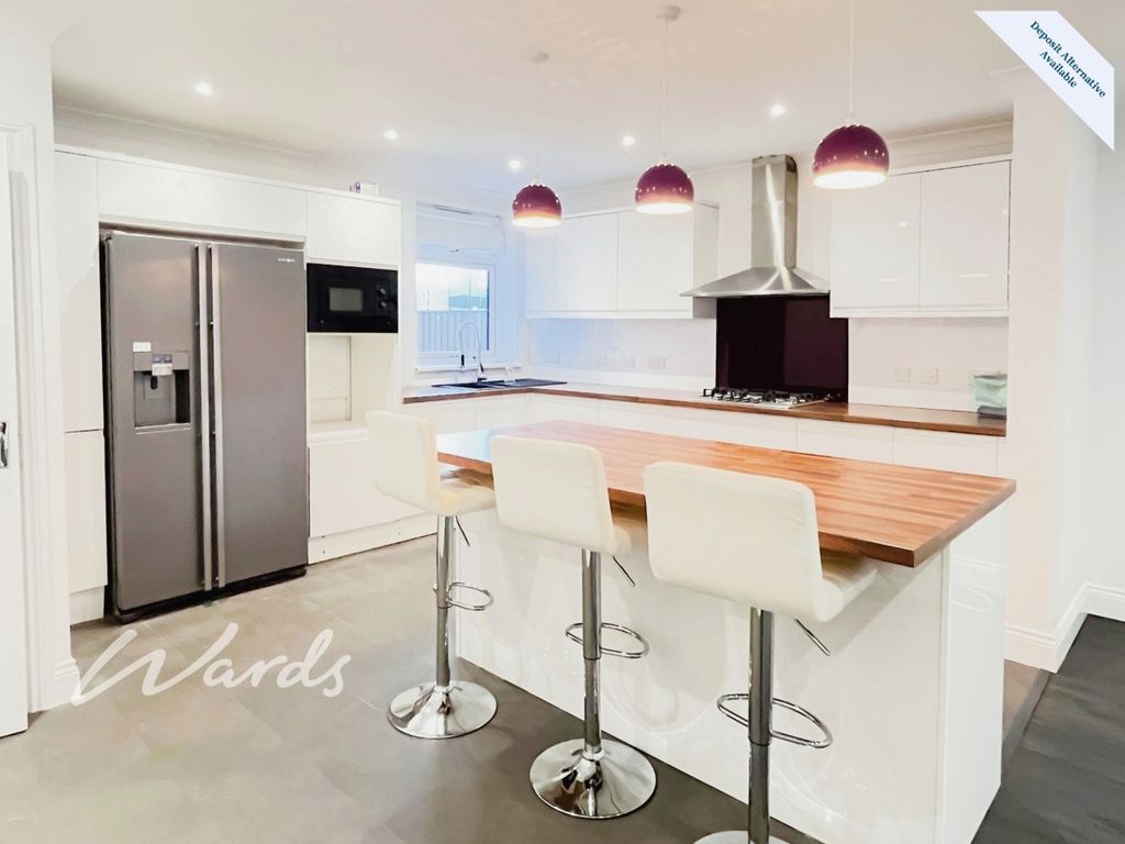 Property photo 2 of 15 Kitchen