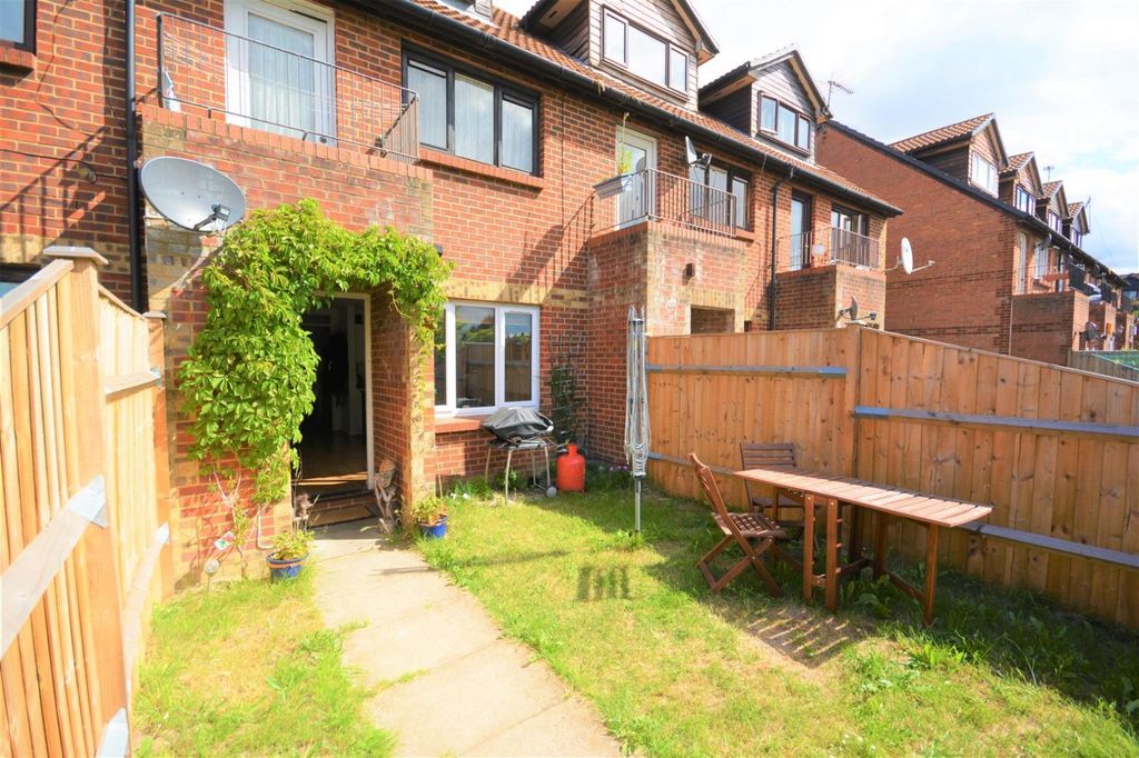 Property photo 2 of 9 Picture No. 06