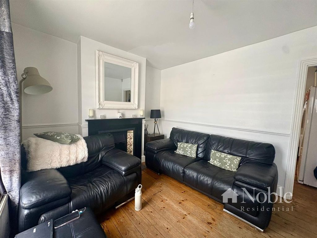 Property photo 3 of 12 Reception Room
