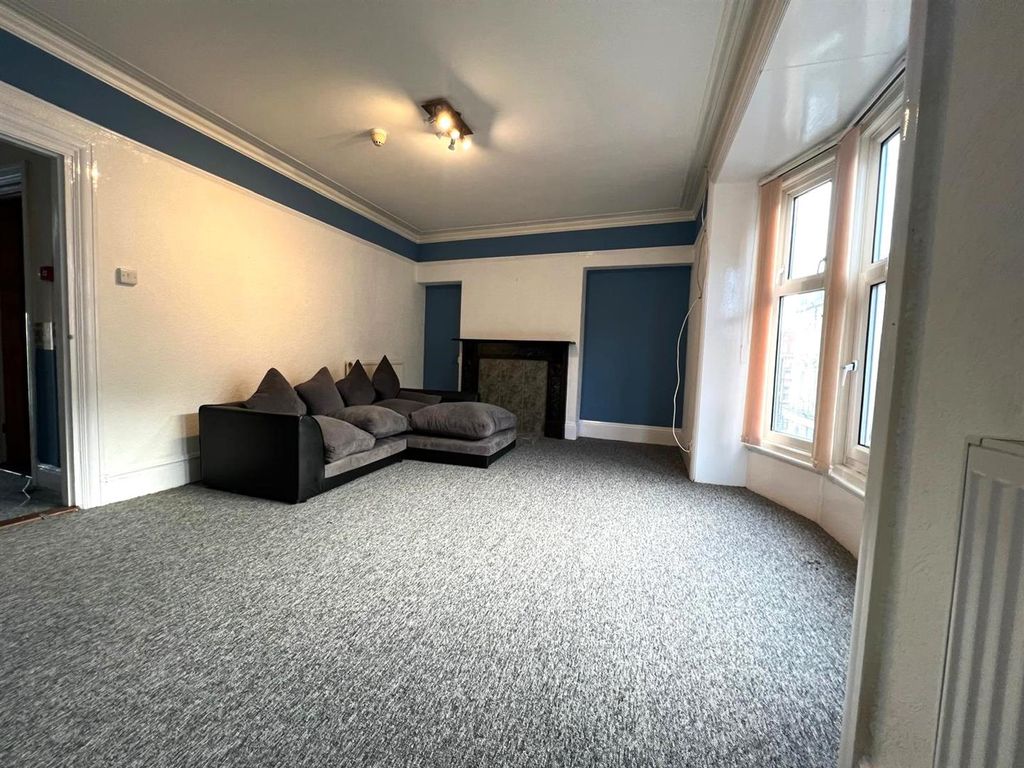Property photo 2 of 8 Lounge1.Jpg