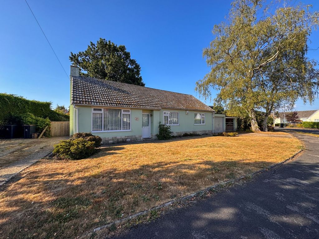 Property photo 1 of 18