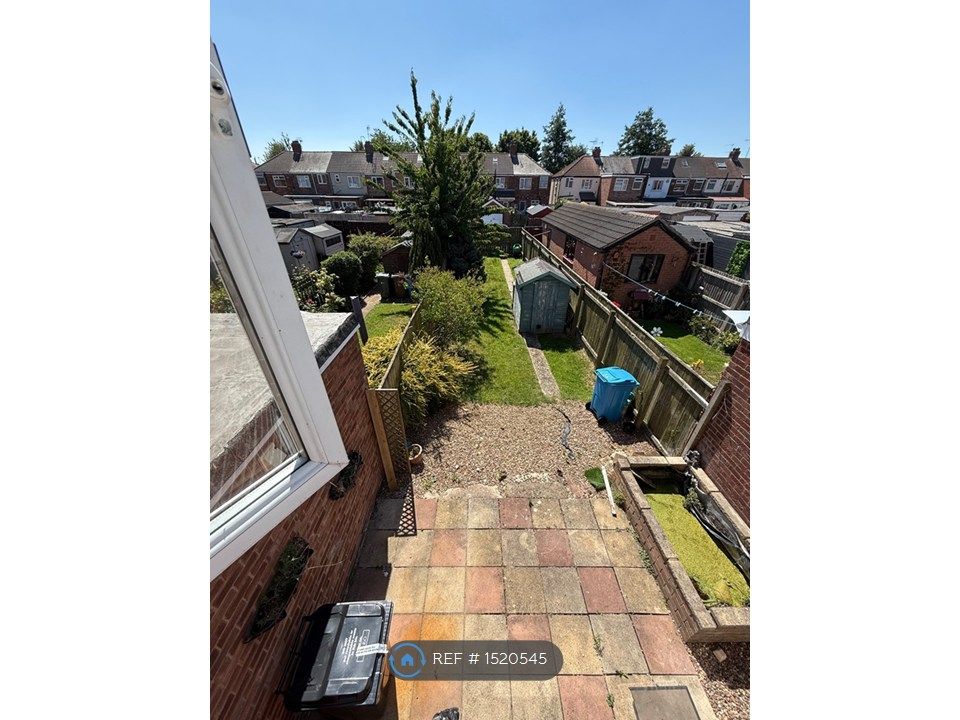 Property photo 2 of 12