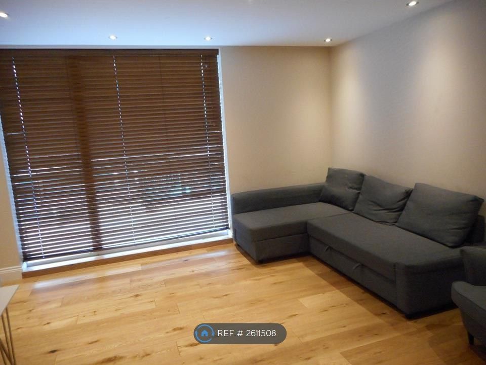 Property photo 3 of 32