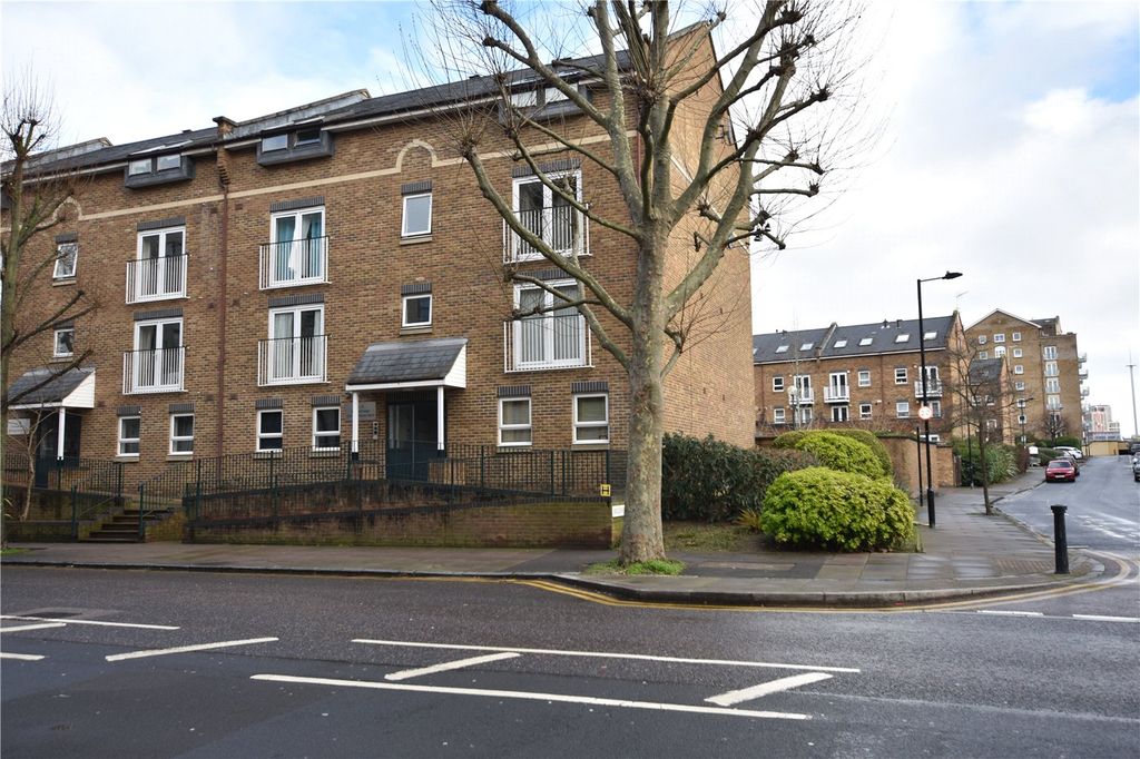 Property photo 2 of 8 Picture No. 19