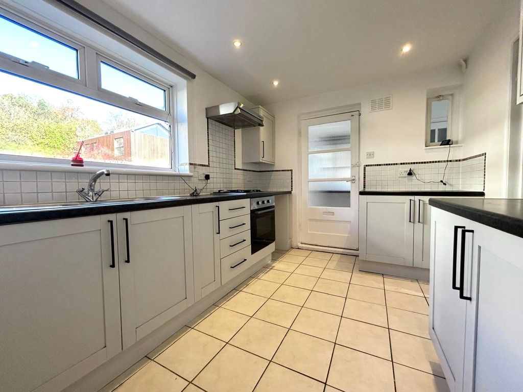 Property photo 3 of 10 Picture No. 02