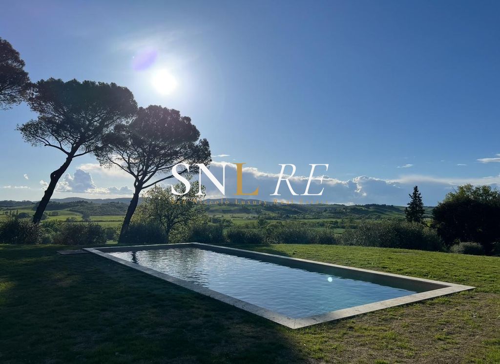 Property photo 2 of 31