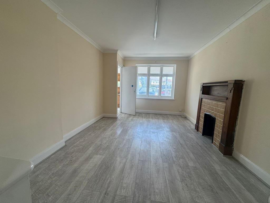 Property photo 1 of 10 Photo 1