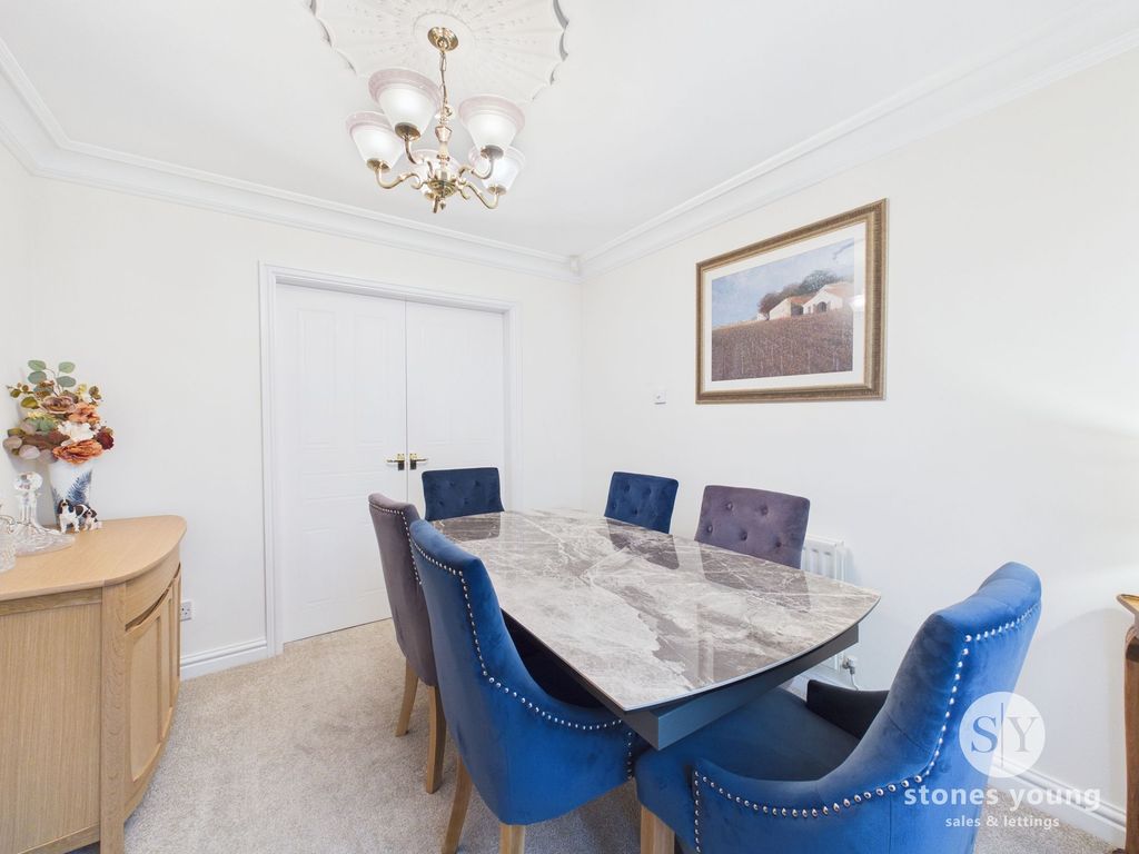 Property photo 3 of 27