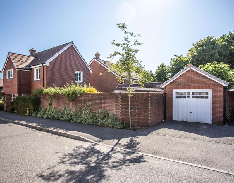 Property photo 1 of 20 Photo 21