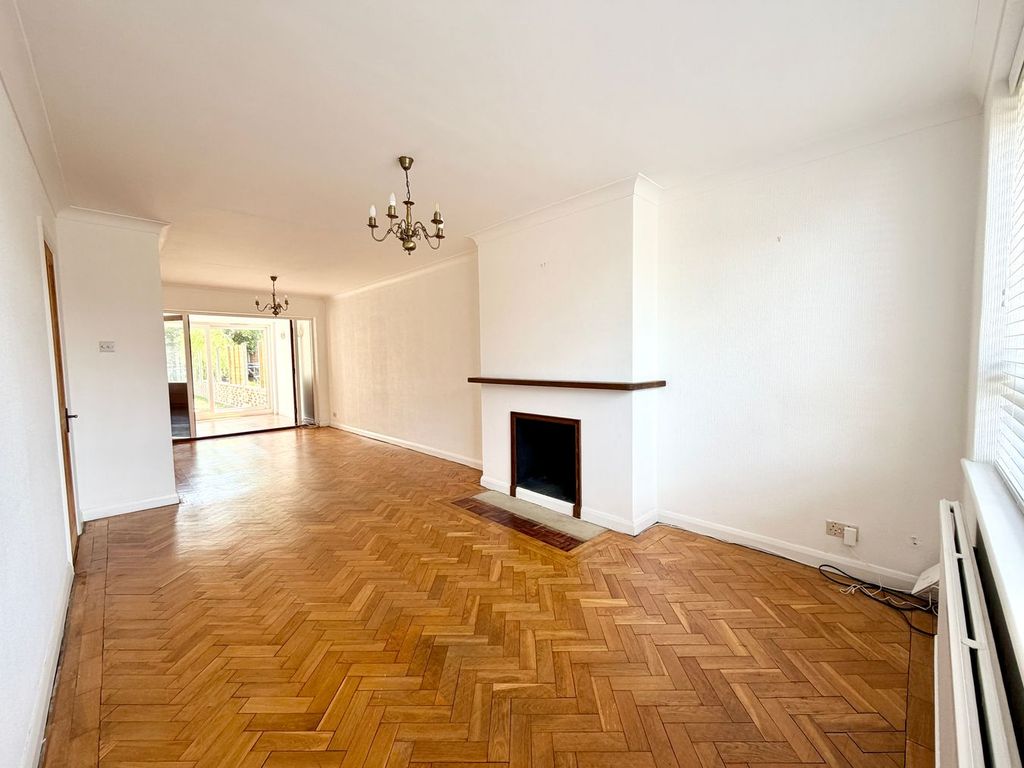 Property photo 2 of 45