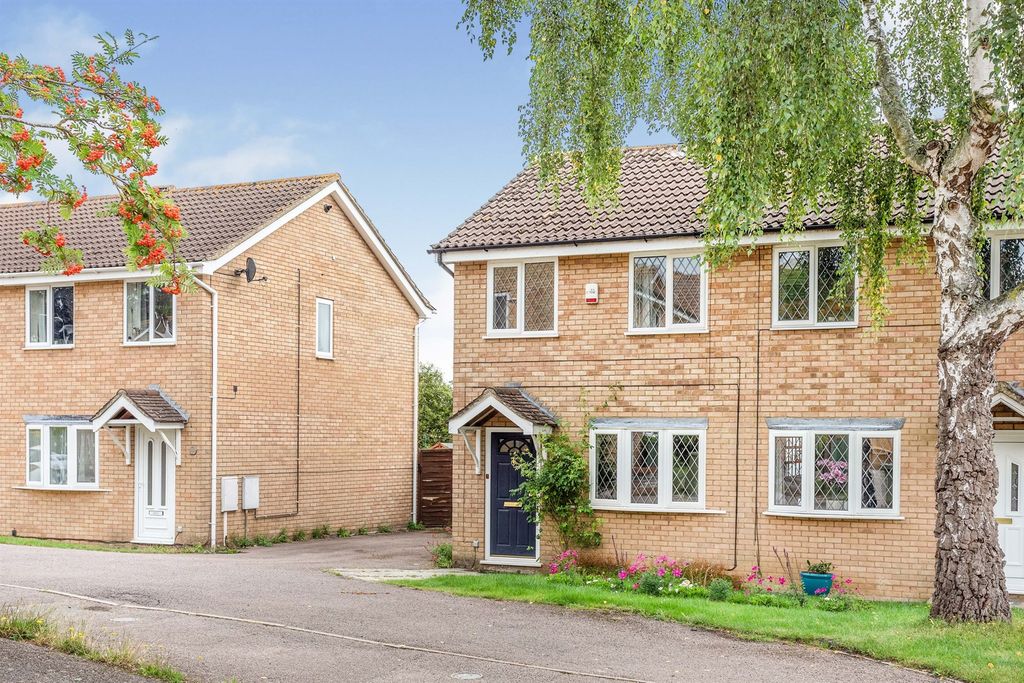 Property photo 1 of 12