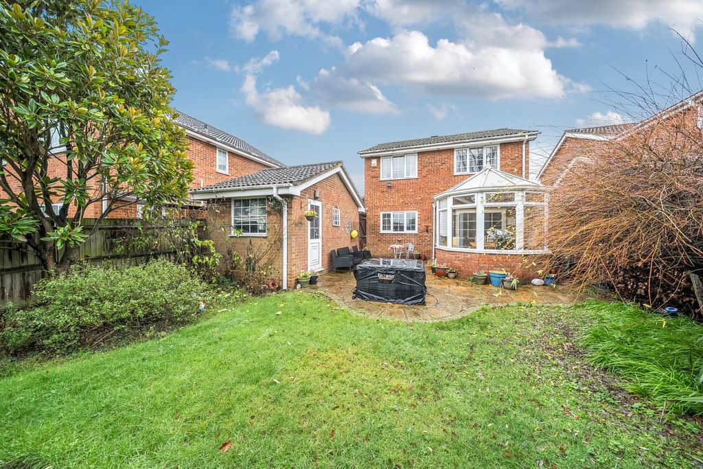 Property photo 2 of 16